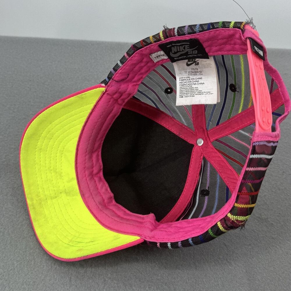 Nike SB Youth Trucker Hat Snapback Mesh Stripe Black Pink Cap Boys Adjustable - Picture 7 of 12